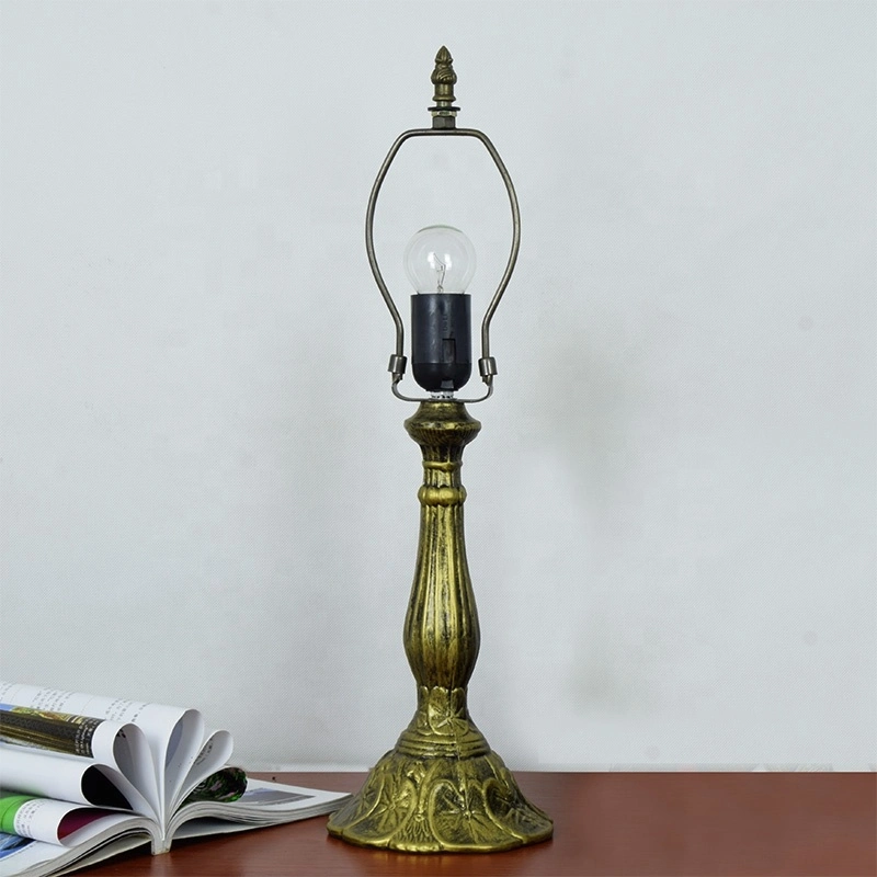 12 Inch American Garden Rose Stained Glass Table Lamp Tiffany Restaurant Bar Bedroom Bedside Table Lamp Yihui Tfn803